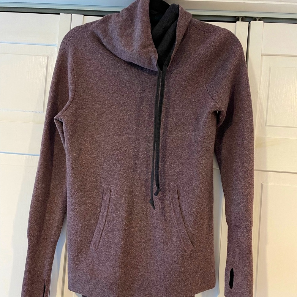 Cute purple sweater/sweatshirt